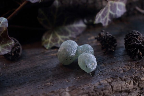 Prehnite brute macle brut phrénite phrenite préhnite épidote